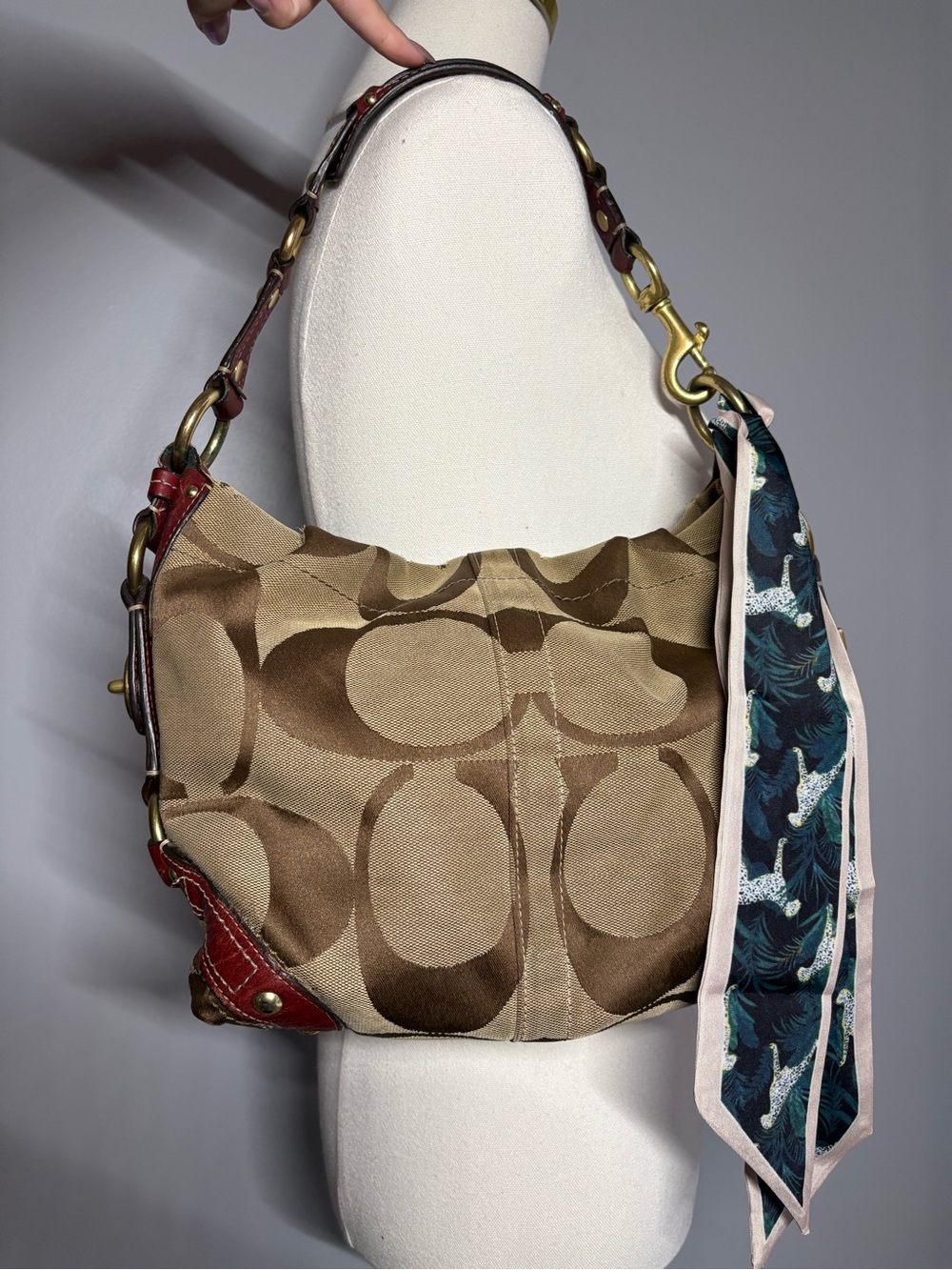 Vintage Y2K Coach Medium Carly bag with red trim